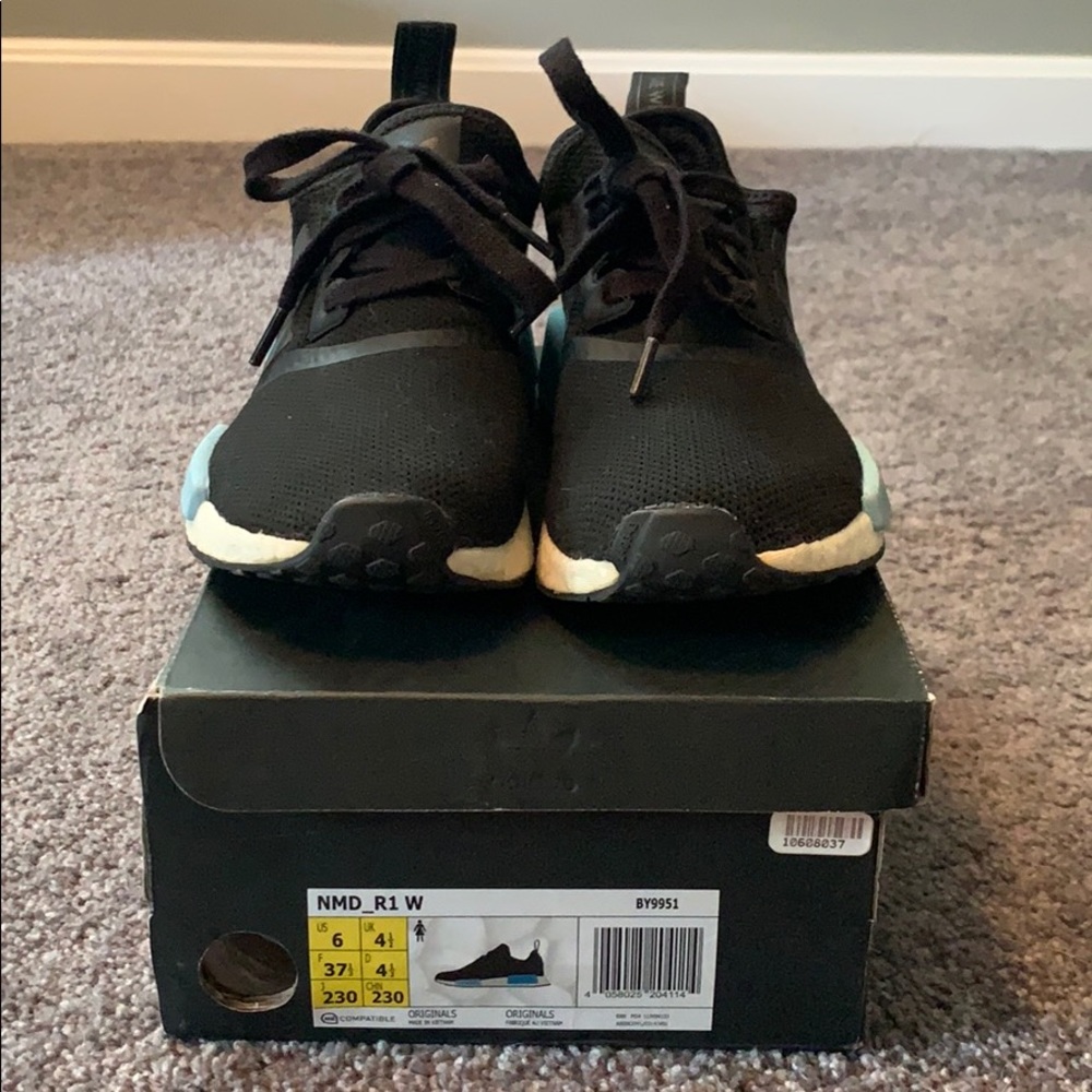 Adidas NMD R1 - Picture 2 of 6
